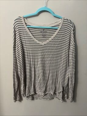 American Eagle Outfitters Cream and Black Striped V-Neck Long Sleeve Top